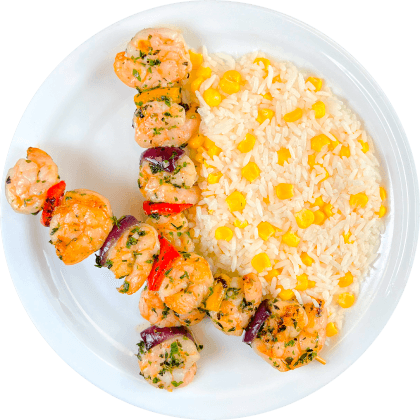 Brochetas de camarón